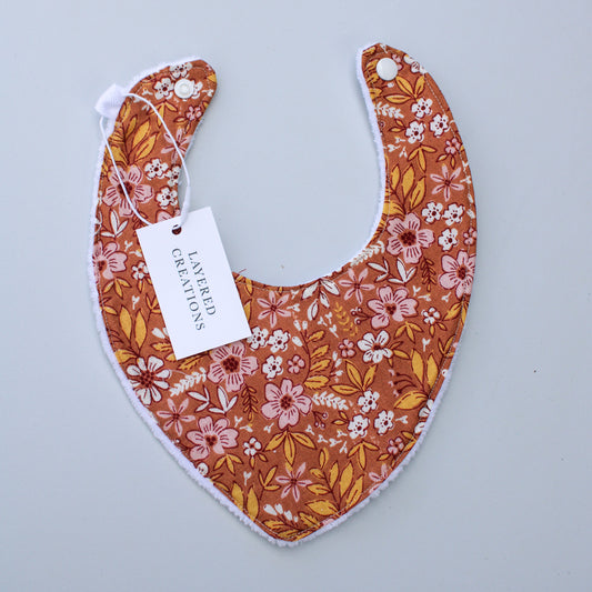 Dribble Bib - Sandy Floral